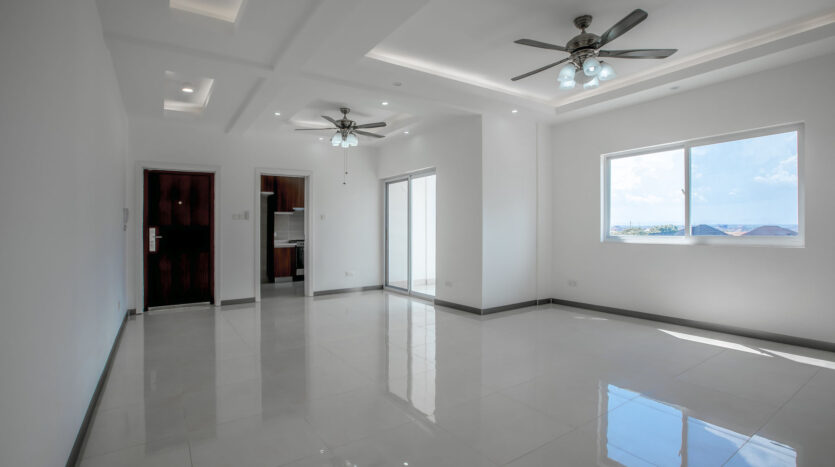 3 BEDROOM APARTMENT FOR SALE 